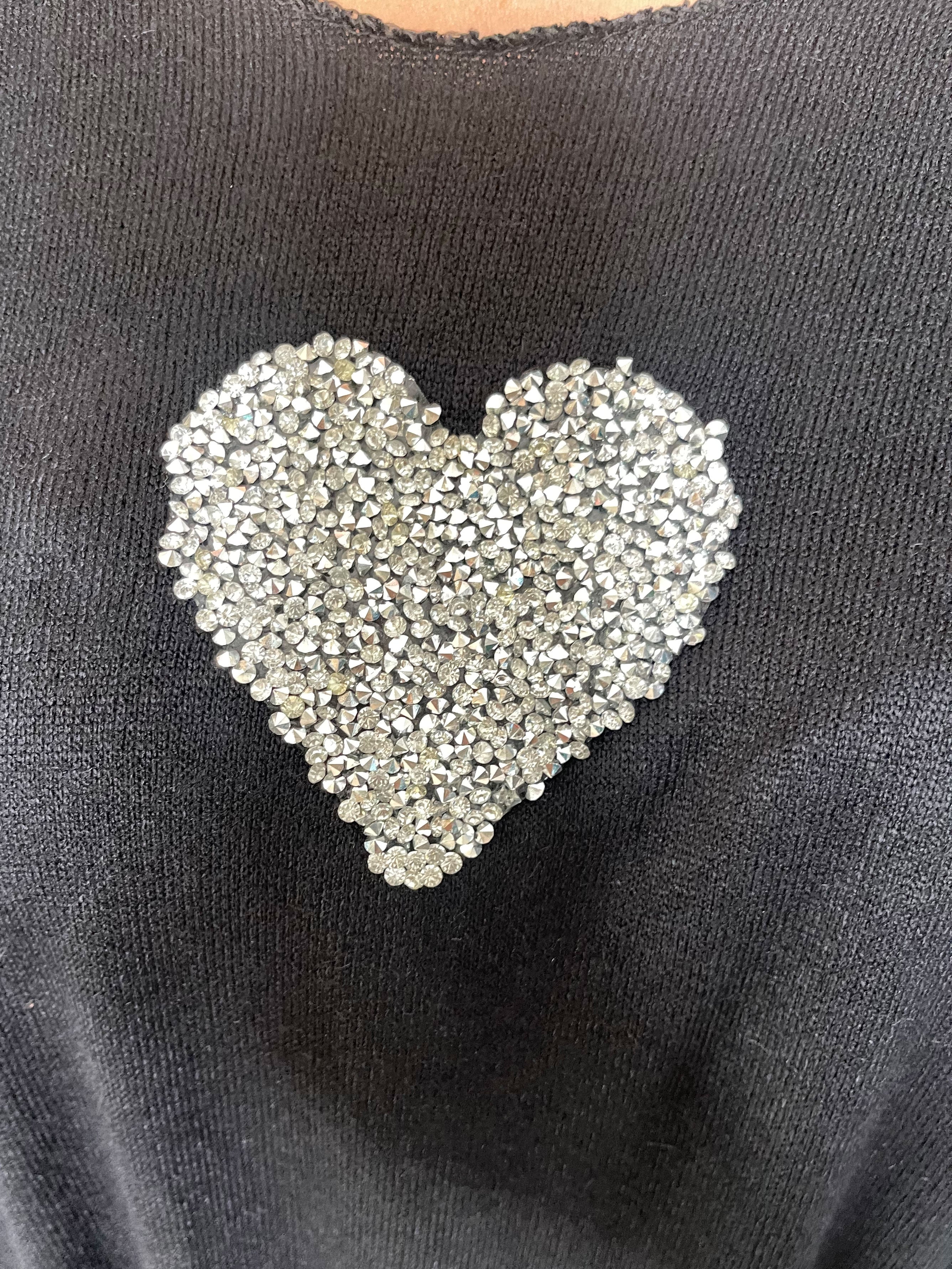 Nayara - Blød bluse med lille sølvhjerte